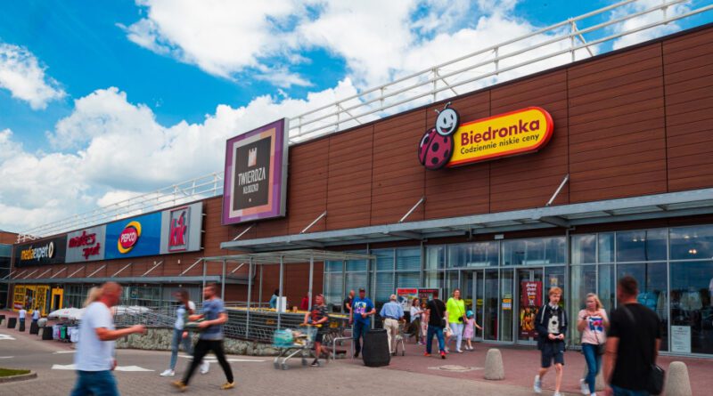 pislya vijni zatrebuvanim formatom stanut torgovelni czentri ploshheyu do 12 tis. kv. m | 1