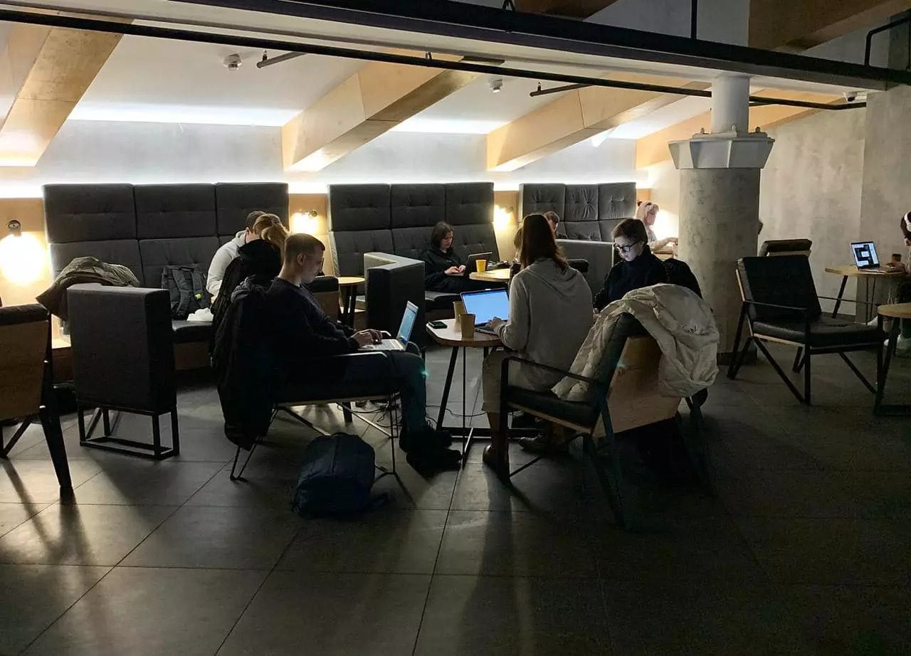 У ТРЦ River Mall запрацював найбільший «Пункт незламності» 3 punkt nezlamnosti | 3