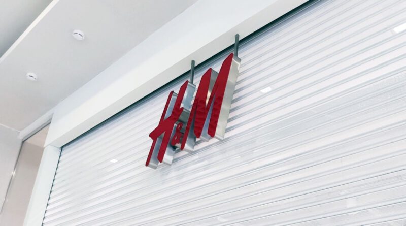 slidom za rosiyeyu hm zakryla vsi magazyny v bilorusi | 1