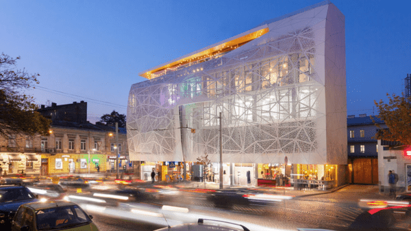 Торгово-офісний-центр,-фуд-простір-та-інші-11-українських-проєктів-номіновано-на-головну-архітектурну-премію-ЄС-(фото)