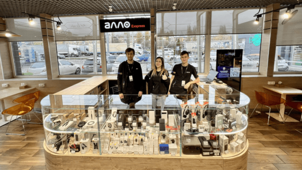 АЛЛО-відкрив-новий-формат-точки-видачі-на-АЗК-ОККО-у-Київській-області