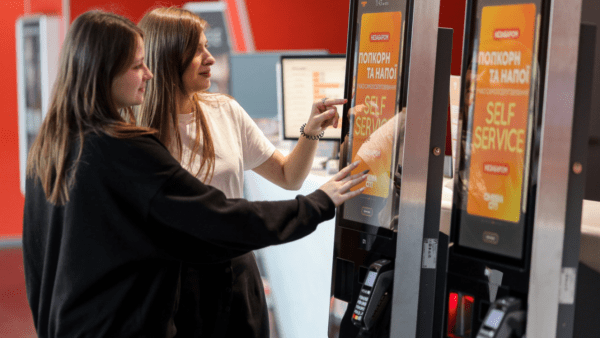 Сінема-Сіті-першою-в-Україні-запровадила-каси-самообслуговування-у-всіх-кінотеатрах-мережі