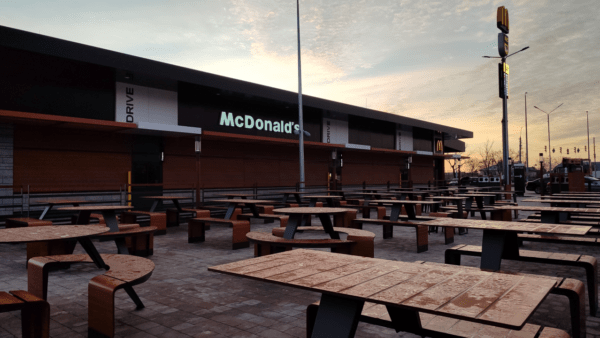 Mcdonald's-відкрив-100-й-ресторан-в-Україні-на-трасі-Київ-Чоп-(фото)