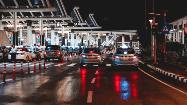 Дефіцит-зовнішньої-торгівлі-товарами-в-Україні-зріс-у-2,8-раза