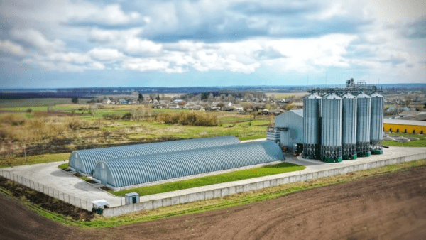 Епіцентр-планує-у-2024-році-відновити-роботу-насіннєвого-заводу-в-Хмельницькій-області