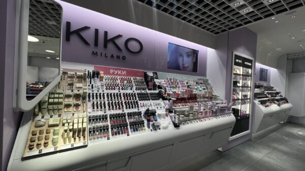 У-вінницькому-ТРЦ-Sky-Park-відкрився-перший-в-місті-магазин-Kiko