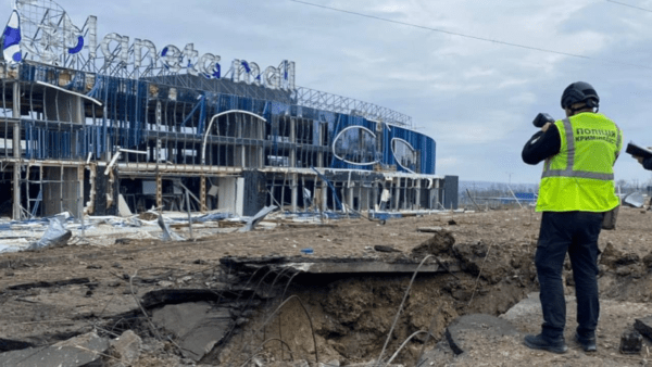 Незавершений-ТРЦ-Planeta-Mall-в-Харкові-обстріляли-вдруге-з-початку-повномасштабної-війни-(фото)