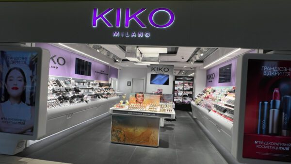 15-й-в-Україні.-Бренд-Kiko-Milano-відкрив-магазин-у-рівненському-ТРЦ-ЗЛАТА-ПЛАЗА