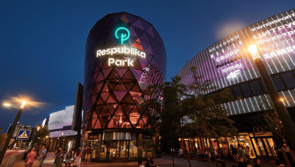 ТРЦ-Respublika-Park-переходить-на-імпортну-електроенергію-для-стабільної-роботи