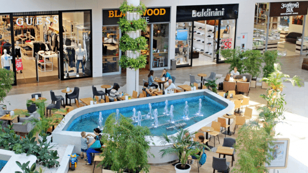 Адаптуються-до-нових-викликів.-Як-працюють-львівські-ТРЦ-під-час-повномасштабної-війни