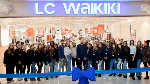 У-полтавському-ТРЦ-Київ-відкрився-оновлений-Lc-Waikiki