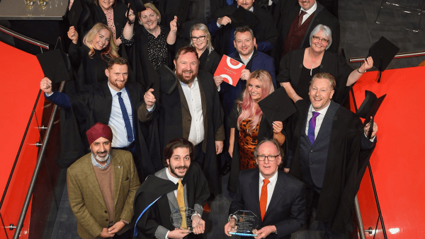 Безкоштовний-курс-Revosolent-University-Diploma-від-британського-European-Shopping-Places-Trust-(espt)-та-Української-Ради-Торгових-Центрів-(ucsc).