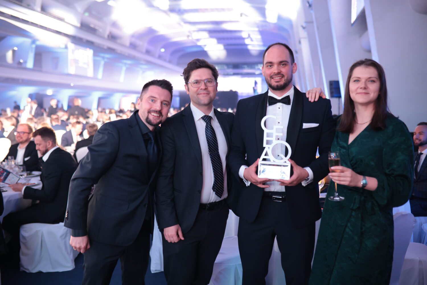 raf 3134 1500x1000 1 | 1