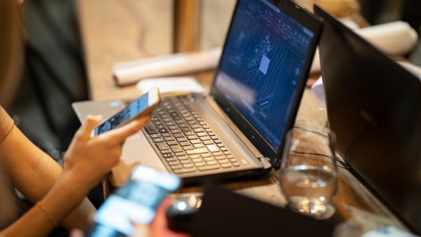 електроніки