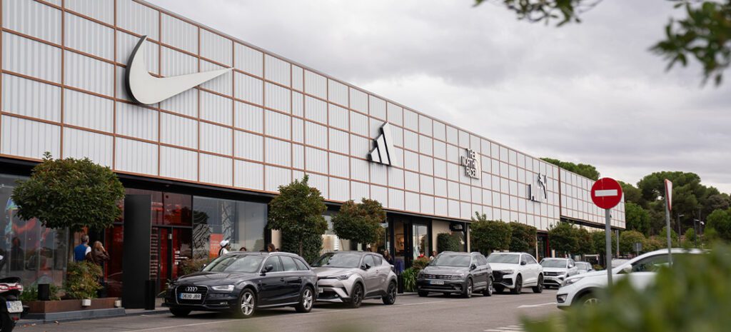 У Мадриді після реконструкції відкрився аутлет-центр Las Rozas The Style Outlets (фото) 3 autlet 1 | 2