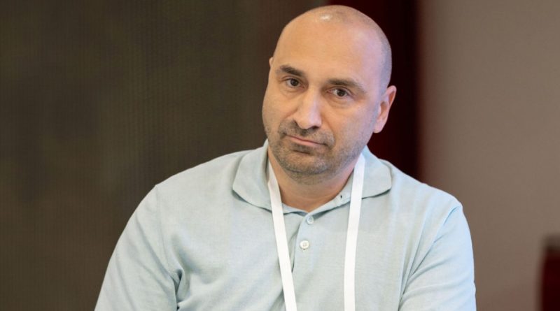 Максим-Гаврюшин