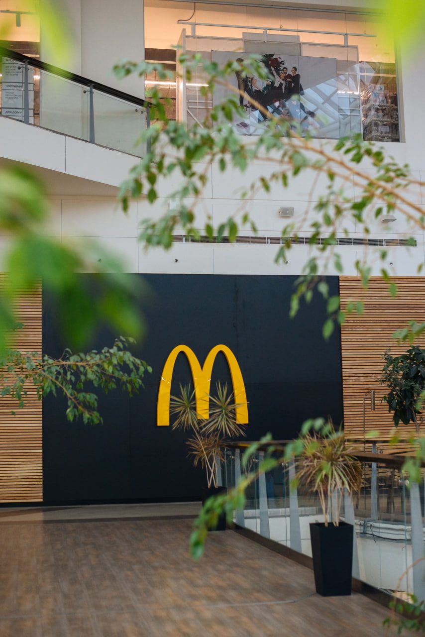 У ТРЦ Victoria Gardens відкрився McDonald's (фото) 3 mcdonalds 7 | 2