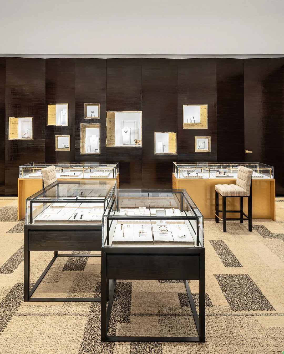 Chanel відкрив свій найбільший канадський бутик у ТЦ Yorkdale в Торонто (фото) 3 chanel 2 | 2