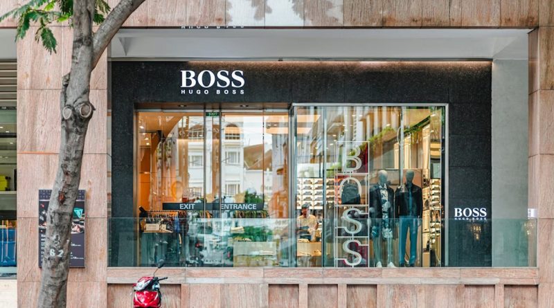 Hugo Boss оголосив про масштабне стратегічне перезавантаження бренду 1 Hugo-Boss