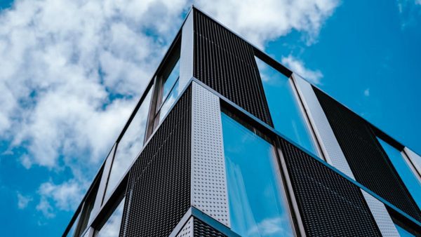 нерухомість