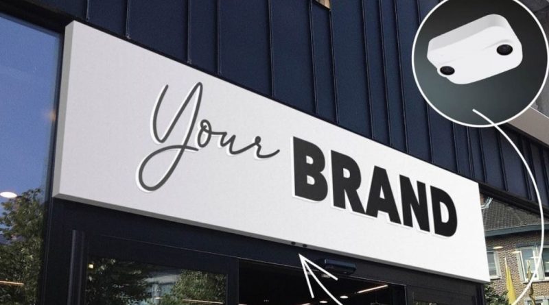 Аналізує перехожих та відвідувачів: з’явилася перша у світі розумна реклама для магазинів 1 реклама