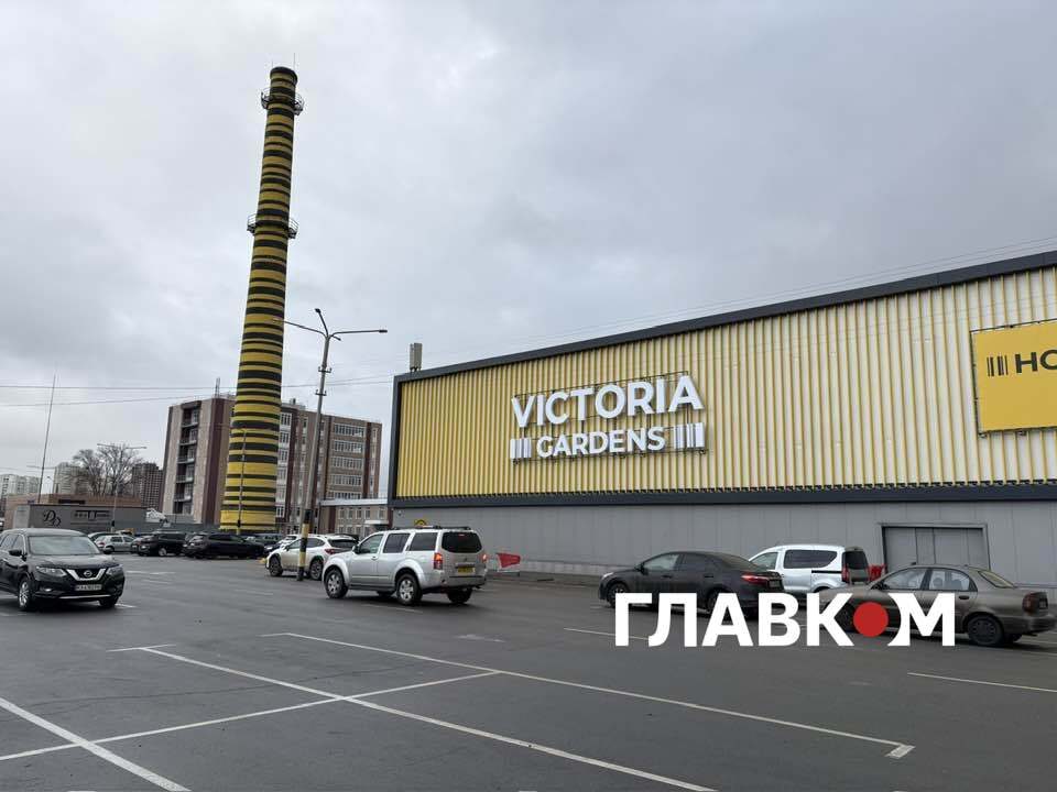 Столичний ТРЦ "Караван Outlet" отримав нову назву після зміни власників 2 trcz 10 | 1
