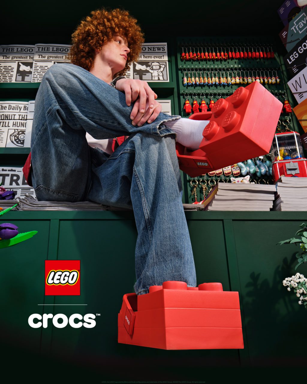 Crocs у колаборації з Lego представив ексклюзивне взуття у формі цеглинки (фото) 4 crocs | 3