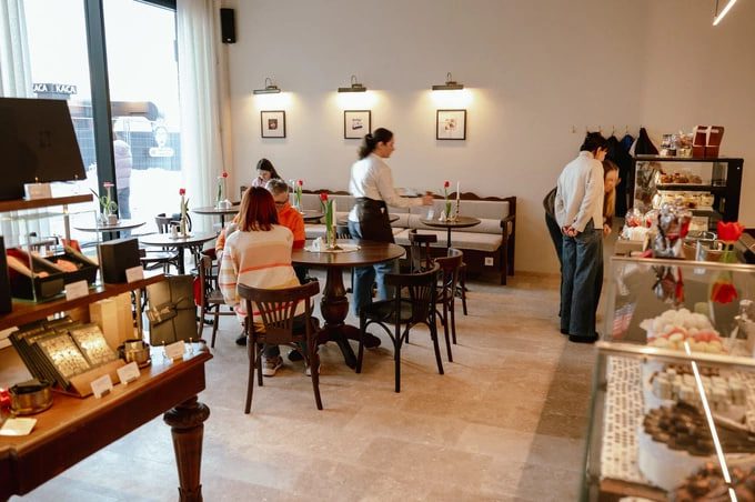 “Львівська майстерня шоколаду” відкрила заклад з оновленим дизайном на Duck’s lake 2 majsternya 1 | 1