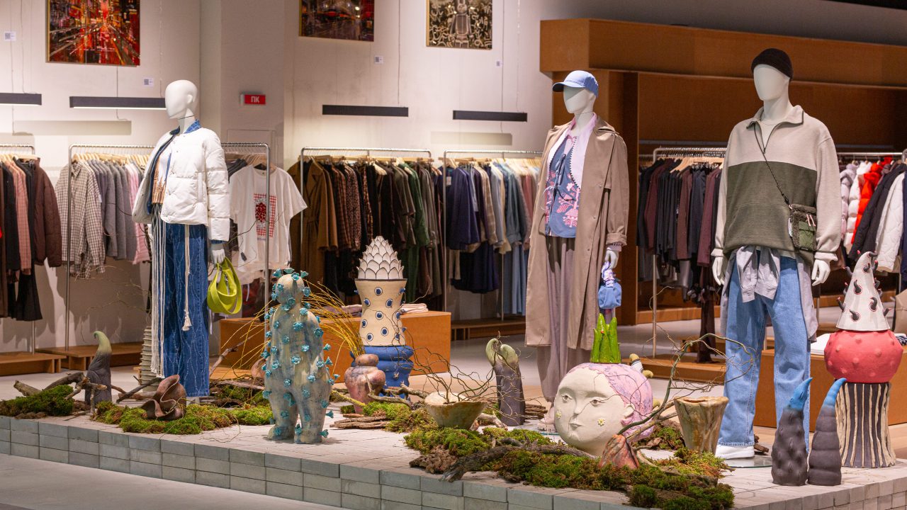 Всі. Свої відкрили новий простір з арт-інсталяцією у столичному ТРЦ Retroville (фото) 2 Всі-свої