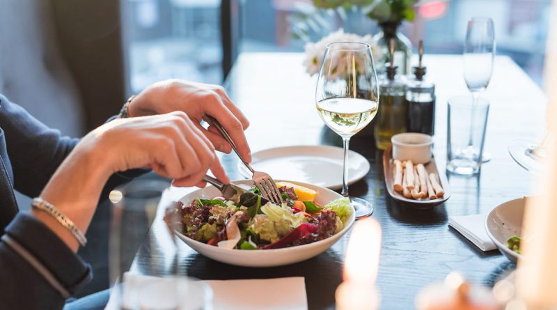 Ресторанний ринок виходить зі спаду: виторг у березні зріс на 12% 1 ресторан