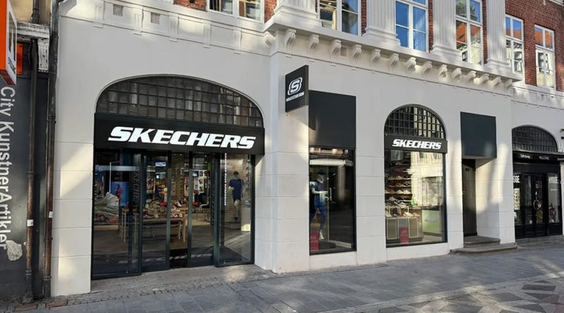 Skechers