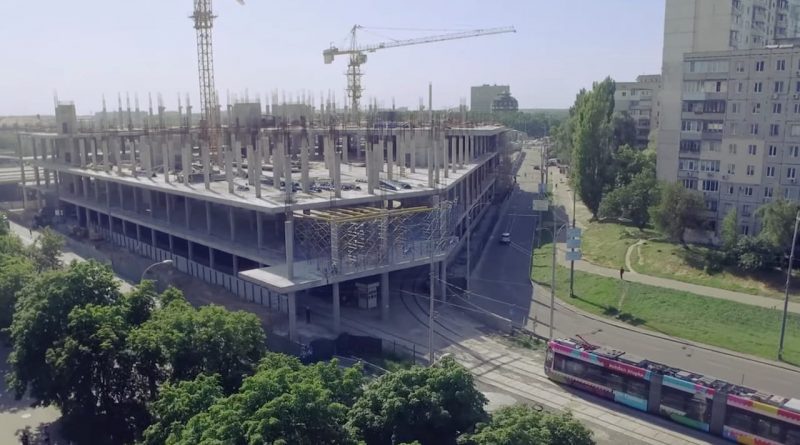 Кияни вимагають знести недобудований ТРЦ April City на Кільцевій: петиція набрала голоси 1 тц-(4)