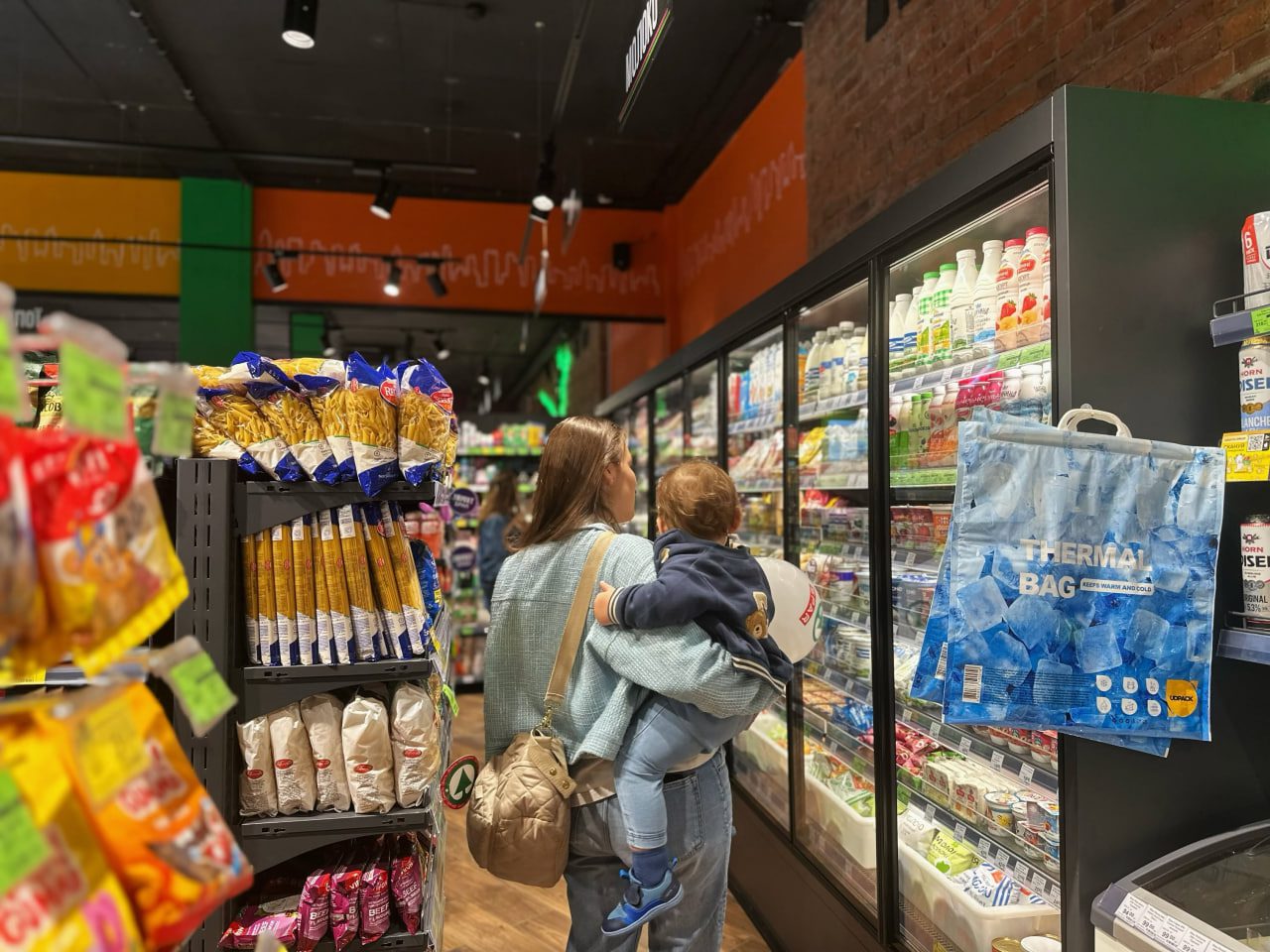 У Луцьку відкрили перший супермаркет SPAR City (фото) 2 spar | 1